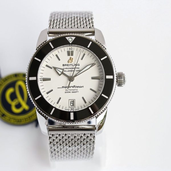 Breitling Superocean Heritage II 42mm: Premium Replica Horloges Met 1:1 Kwaliteit 1121952868 - front view | Breitling